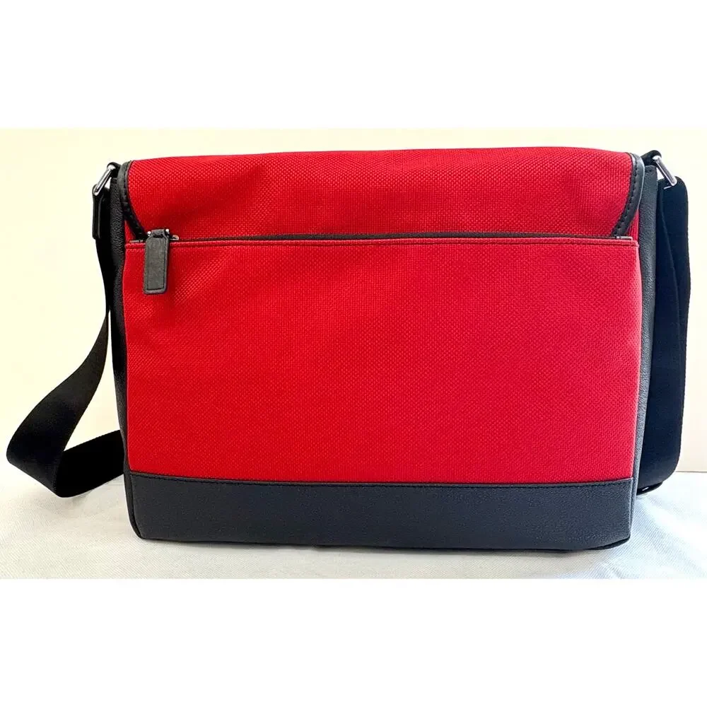 MICHAEL KORS Messenger Bag in Red & Black - Mint Condition - Retail: $280